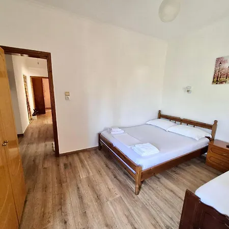 - Spacious Garden And Balcony 5 Min To & Center * Ksamil