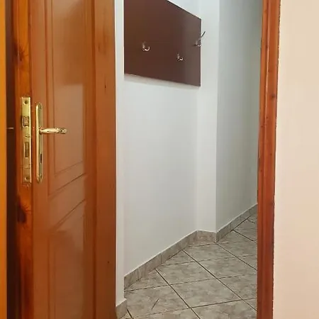 Apartment - Spacious Garden And Balcony 5 Min To & Center Ksamil