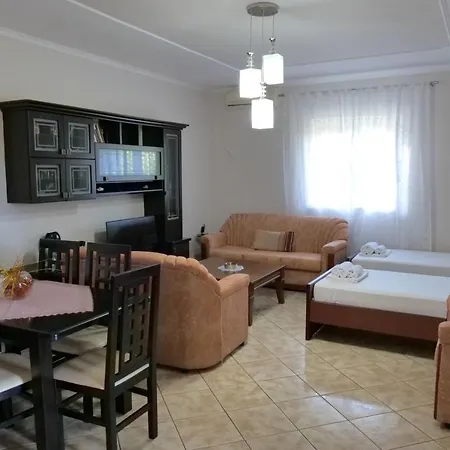 Apartment - Spacious Garden And Balcony 5 Min To & Center Ksamil