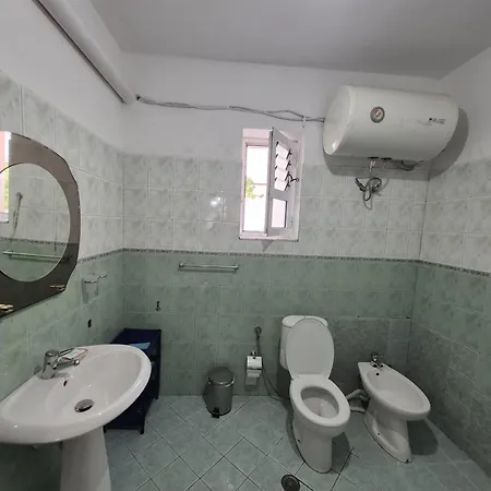 - Spacious Garden And Balcony 5 Min To & Center Appartement