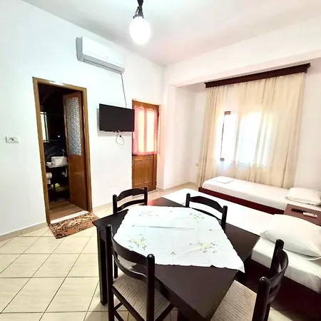 - Spacious Garden And Balcony 5 Min To & Center Appartement Ksamil