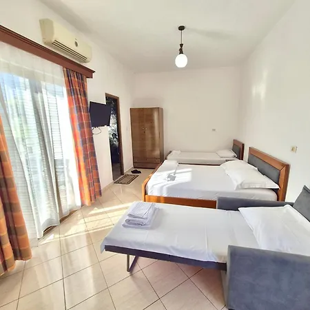 Apartment - Spacious Garden And Balcony 5 Min To & Center Ksamil